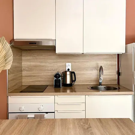 Cozy Studio, Terrace And * Тулон