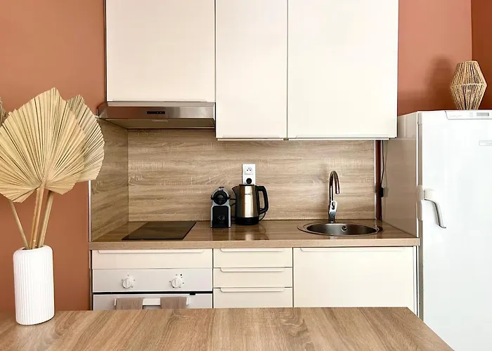 Cozy Studio, Terrace And * Tolón